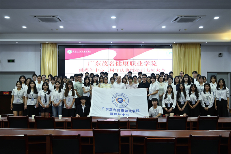 06411a162f6461ca0d7216bebb5bc56.jpg